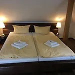 Hotel Schroeders Stadtwaldhotel 3*