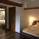 Schroeders Stadtwaldhotel