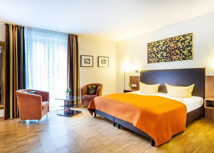 Schroeders Stadtwaldhotel Отель 3*